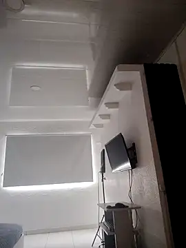 Snapshot of Natasha_milf__ chatting on October 2025 01:03:02 PM Natasha milf online show from October 2025 01:03:02 PM