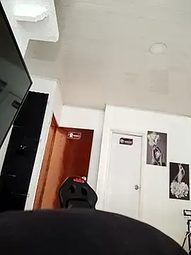 Snapshot of Natasha_milf__ chatting on November 2025 12:38:02 PM Natasha milf online show from November 2025 12:38:02 PM