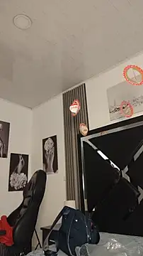 Natasha milf   online show from December 2025 12:33:02 PM