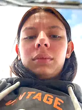 Snapshot of Bonniepark chatting on October 2025 01:06:02 PM Bonniepark online show from October 2025 01:06:02 PM