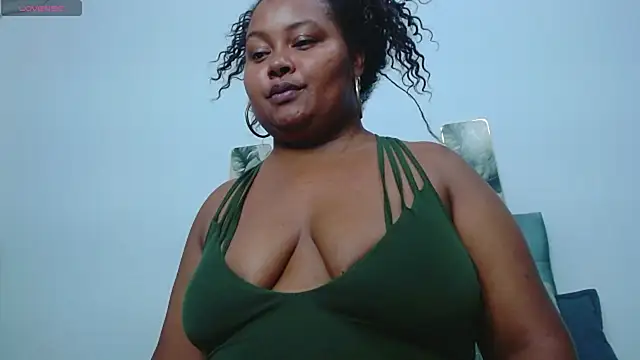 Snapshot of lorenxtaylor chatting on January 2025 09:27:01 AM lorenxtaylor online show from January 2025 09:27:01 AM