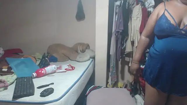 lorenxtaylor online show from April 2026 04:55:01 AM