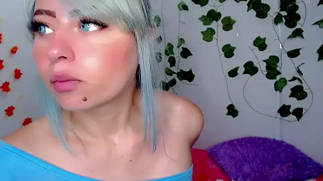 SabrinaOlsons online show from December 2024 12:07:02 PM