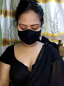 Idhika Paul online show from February 2025 04:04:01 PM