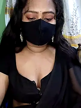 Idhika Paul online show from February 2025 07:05:02 PM