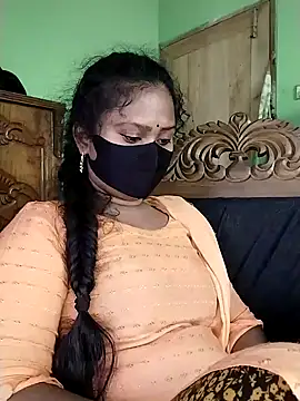 Idhika Paul online show from February 2025 05:22:01 AM