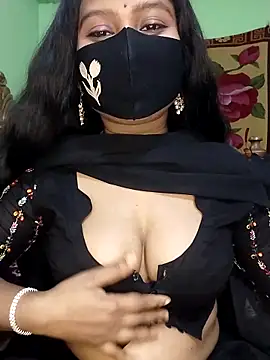 Idhika Paul online show from March 2025 11:56:02 PM