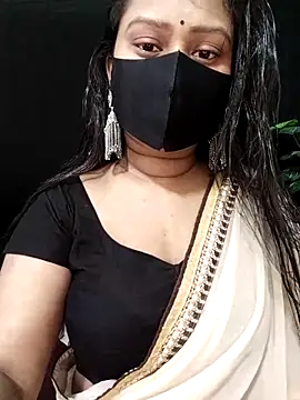 Idhika Paul online show from October 2025 05:57:02 AM