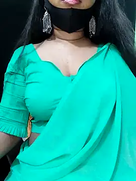 Idhika Paul online show from October 2025 03:53:01 PM