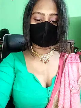 Idhika Paul online show from February 2026 12:42:02 PM