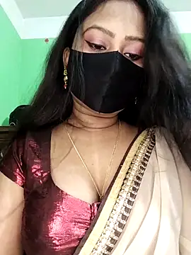 Idhika Paul online show from February 2026 12:06:01 AM