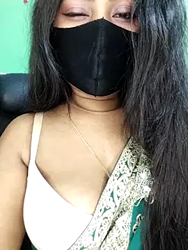 Idhika Paul online show from March 2026 02:32:01 PM