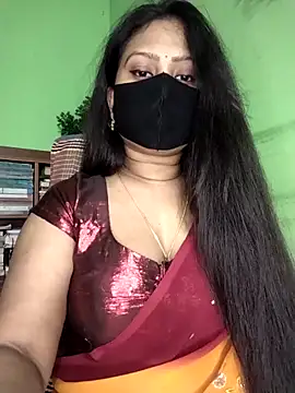 Idhika Paul online show from May 2026 01:07:01 PM