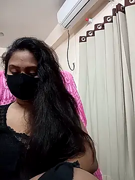 Idhika Paul online show from June 2026 09:19:01 PM