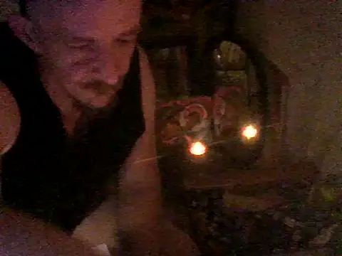 prcalek19 online show from November 2025 05:12:01 PM