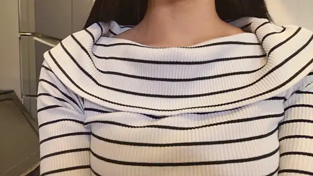 Snapshot of sayaka_xo chatting on May 2026 11:10:02 PM sayaka xo online show from May 2026 11:10:02 PM