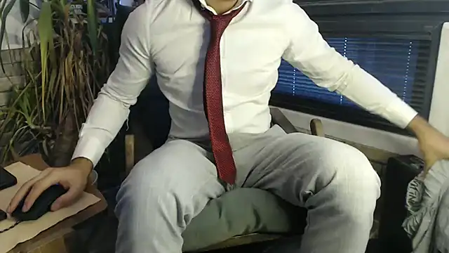 Naughtb0y online show from January 2025 01:13:01 PM