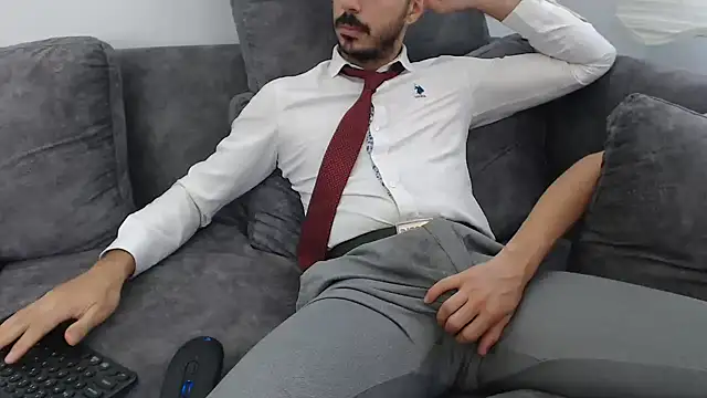 Naughtb0y online show from September 2025 06:48:02 AM