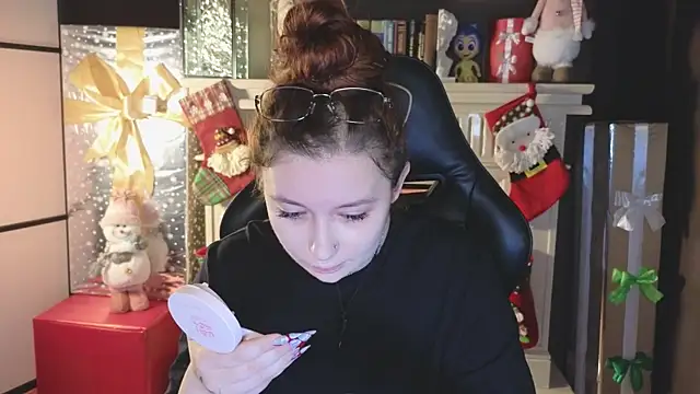 Snapshot of carolina_elf chatting on December 2024 05:40:02 AM carolina elf online show from December 2024 05:40:02 AM