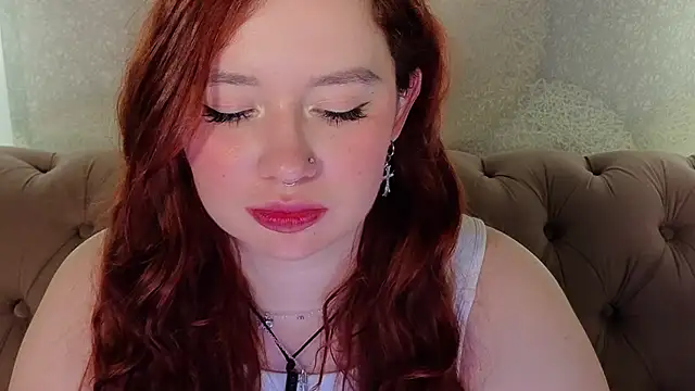 Snapshot of carolina_elf chatting on December 2024 11:33:01 AM carolina elf online show from December 2024 11:33:01 AM