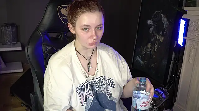Snapshot of carolina_elf chatting on January 2025 05:40:02 AM carolina elf online show from January 2025 05:40:02 AM