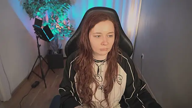 Snapshot of carolina_elf chatting on March 2025 01:16:02 PM carolina elf online show from March 2025 01:16:02 PM