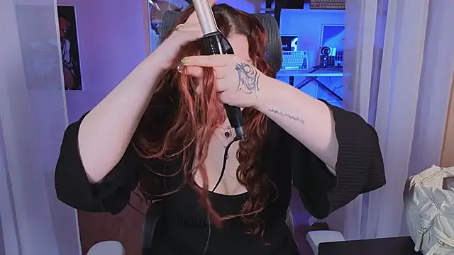 Snapshot of carolina_elf chatting on November 2025 05:28:02 AM carolina elf online show from November 2025 05:28:02 AM