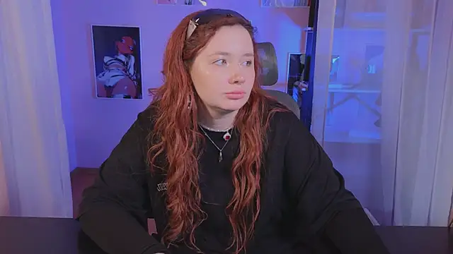 Snapshot of carolina_elf chatting on November 2025 12:13:01 PM carolina elf online show from November 2025 12:13:01 PM