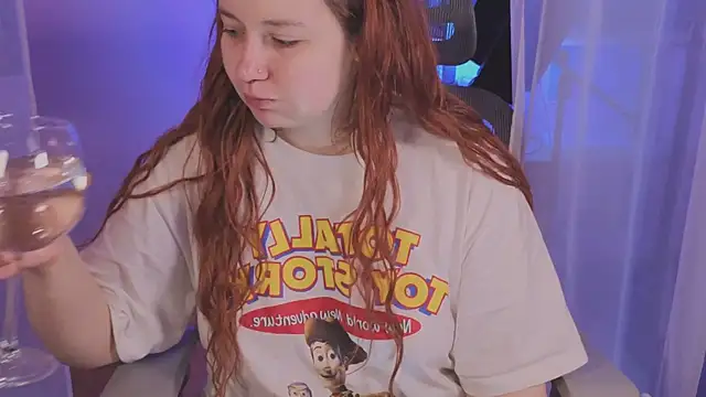 carolina elf online show from November 2025 01:55:01 PM