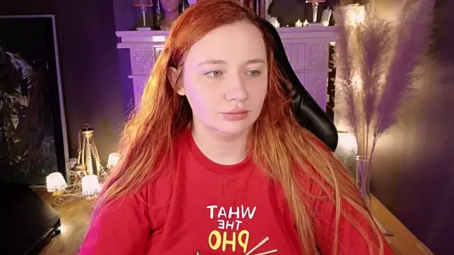 Snapshot of carolina_elf chatting on June 2026 05:38:02 AM carolina elf online show from June 2026 05:38:02 AM