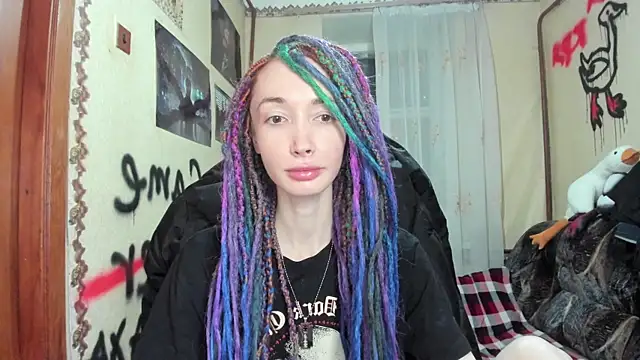 Snapshot of Roxy_Silver chatting on December 2024 08:11:01 PM Roxy Silver online show from December 2024 08:11:01 PM