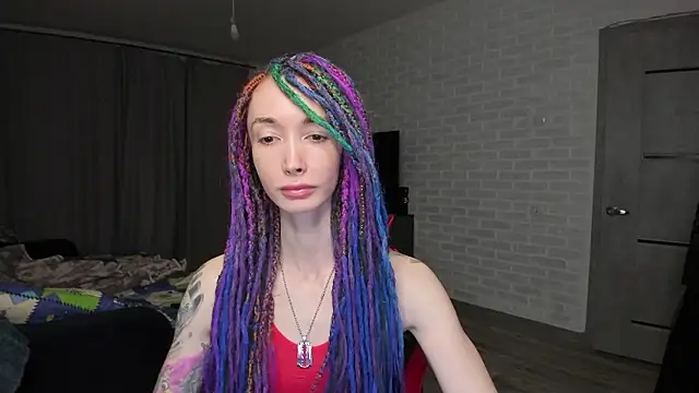 Snapshot of Roxy_Silver chatting on December 2024 07:00:02 PM Roxy Silver online show from December 2024 07:00:02 PM