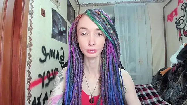 Snapshot of Roxy_Silver chatting on December 2024 07:18:01 PM Roxy Silver online show from December 2024 07:18:01 PM