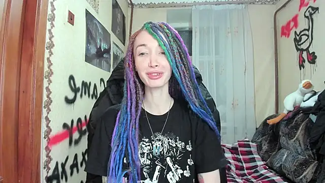 Snapshot of Roxy_Silver chatting on December 2024 08:05:02 PM Roxy Silver online show from December 2024 08:05:02 PM