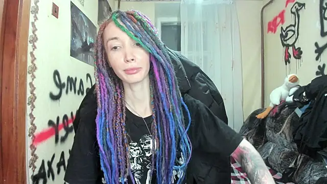 Snapshot of Roxy_Silver chatting on December 2024 01:07:02 AM Roxy Silver online show from December 2024 01:07:02 AM