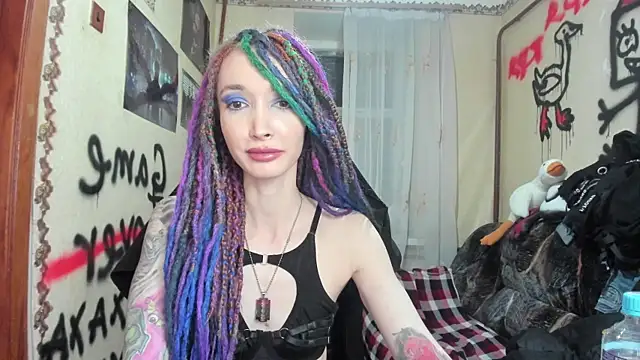 Snapshot of Roxy_Silver chatting on December 2024 01:26:02 AM Roxy Silver online show from December 2024 01:26:02 AM