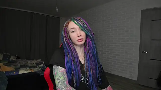 Snapshot of Roxy_Silver chatting on January 2025 01:30:01 PM Roxy Silver online show from January 2025 01:30:01 PM