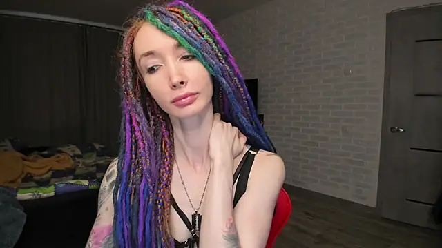 Snapshot of Roxy_Silver chatting on January 2025 08:43:02 AM Roxy Silver online show from January 2025 08:43:02 AM