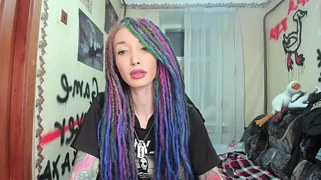 Snapshot of Roxy_Silver chatting on January 2025 07:52:01 PM Roxy Silver online show from January 2025 07:52:01 PM