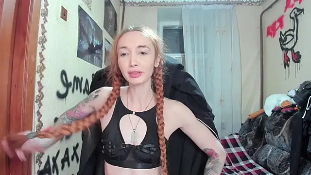 Snapshot of Roxy_Silver chatting on March 2025 07:59:02 PM Roxy Silver online show from March 2025 07:59:02 PM