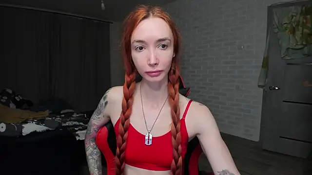 Snapshot of Roxy_Silver chatting on October 2025 02:47:01 PM Roxy Silver online show from October 2025 02:47:01 PM