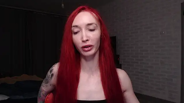 Roxy Silver online show from June 2026 10:08:01 PM