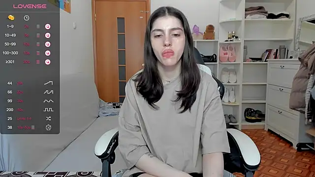 broosnica1 online show from April 2026 07:22:01 AM