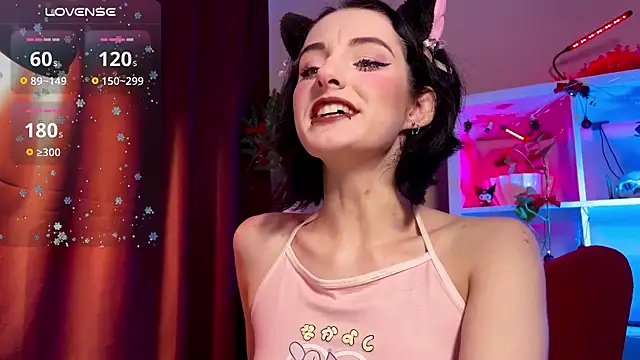 Snapshot of Alice_Succuby chatting on January 2025 08:46:02 PM Alice Succuby online show from January 2025 08:46:02 PM