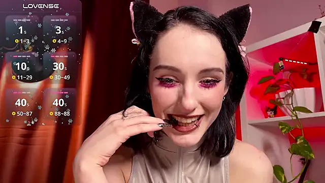 Snapshot of Alice_Succuby chatting on February 2025 07:52:02 PM Alice Succuby online show from February 2025 07:52:02 PM