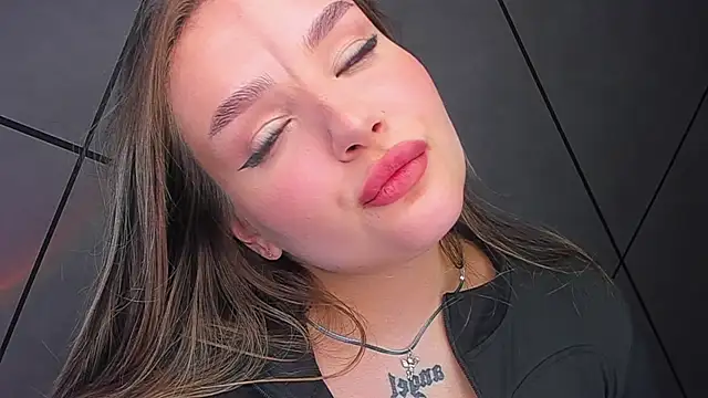 Snapshot of little_m0use chatting on October 2025 03:34:01 PM little m0use online show from October 2025 03:34:01 PM