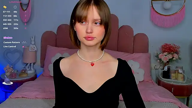 MaryLew online show from November 2025 06:12:02 AM