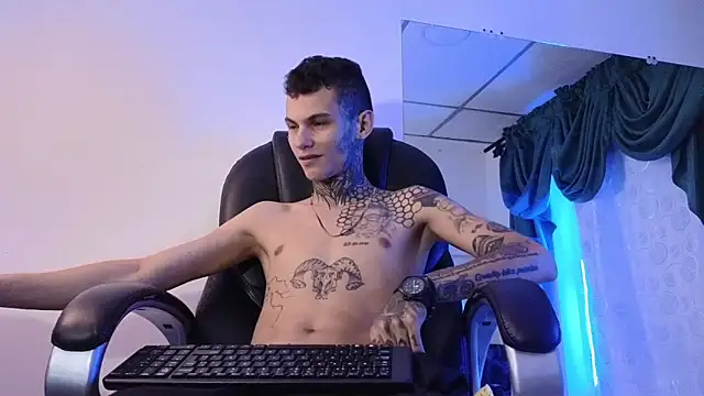 Stuart Boy  online show from January 2025 03:40:02 AM