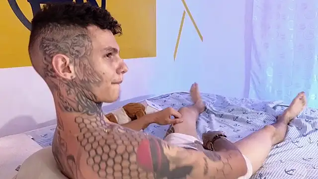Stuart Boy  online show from March 2025 05:54:02 AM