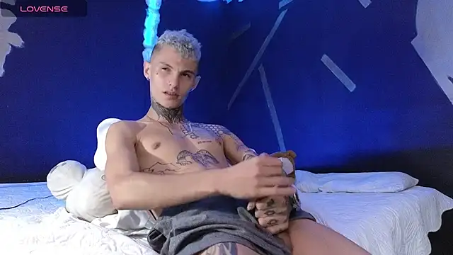 Stuart Boy  online show from March 2025 06:36:02 AM